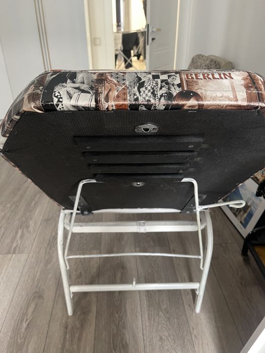 Продам кушетку + подарок тележка