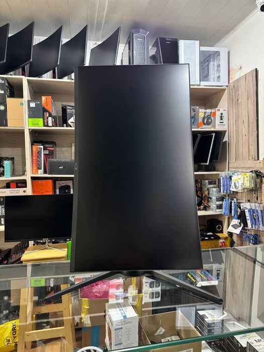 Rulls 27" curved 165hz  rgb 8 dona