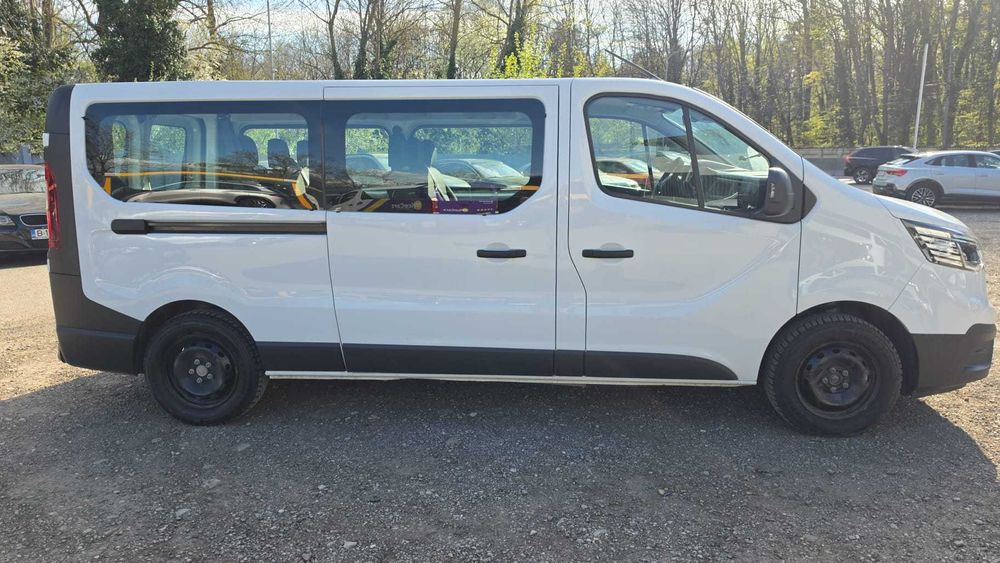 Renault Trafic 2.0 Blue dCi 110 S&S L2H2 8+1 Life