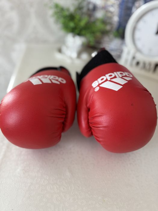 Перчатки боксерские