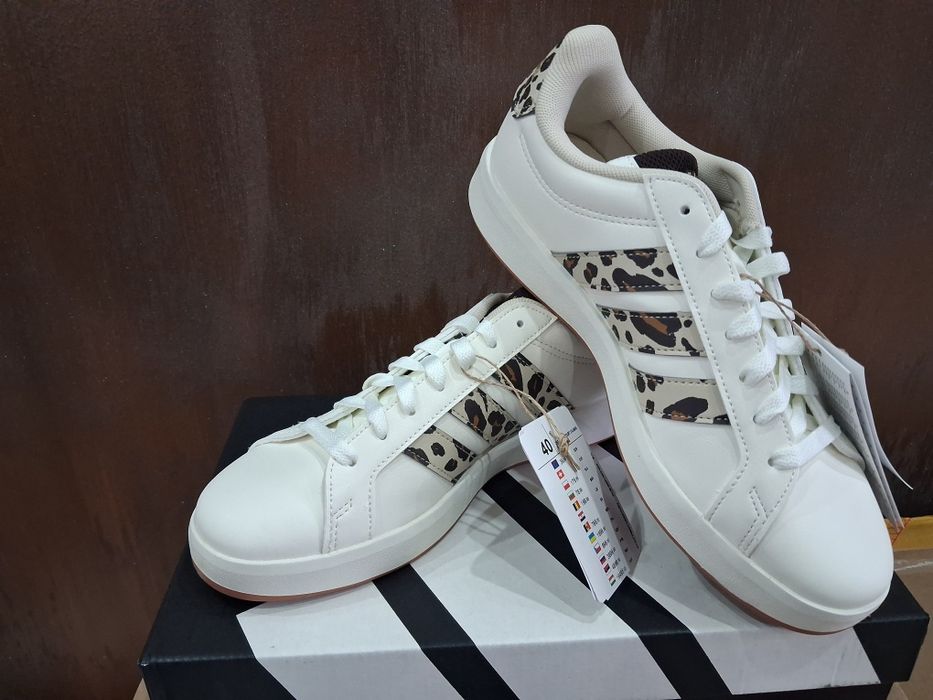 Оригинални Маратонки