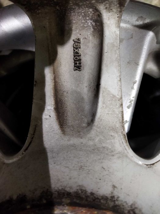 Продавам джанти 16 цола от Ауди 3 броя