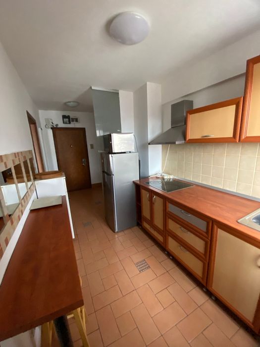 Inchiriez apartament cu 2 camera central lângă Pizza Mama Mia