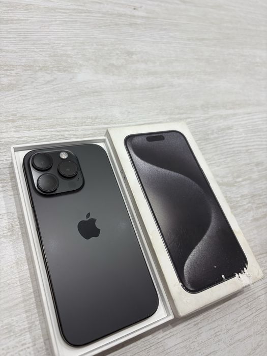 Срочно продам айфон 15 про