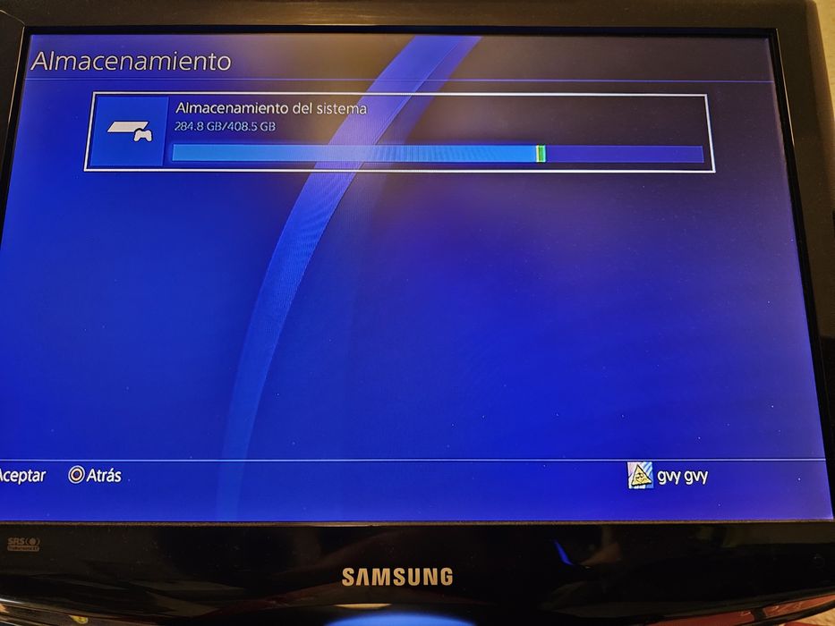 Ps4 pro 1T,+tv samsung  si multe accesori,fara jocuri!!