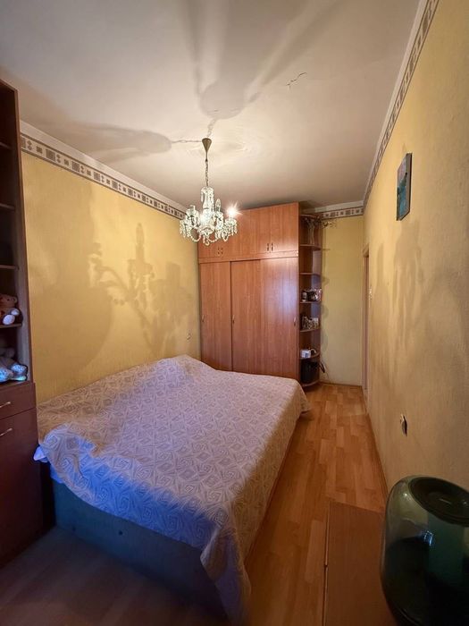 Продается 3 комнатная квартира ул.Садыка Азимова, Корзинка