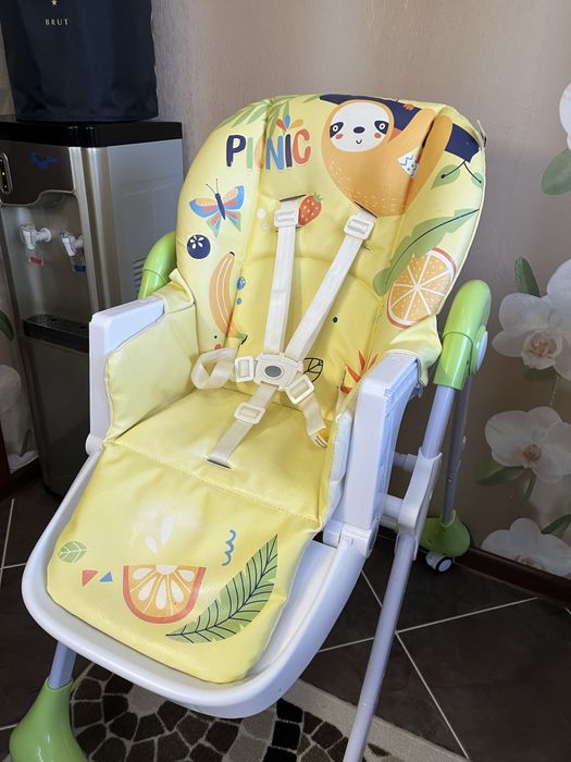 Детский стульчик доя кормления