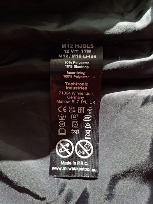 Подгряващо яке Milwaukee M12HJBL5-0 XL размер