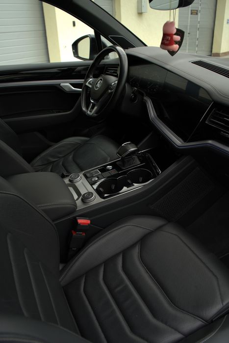 Volkswagen Touareg R-line