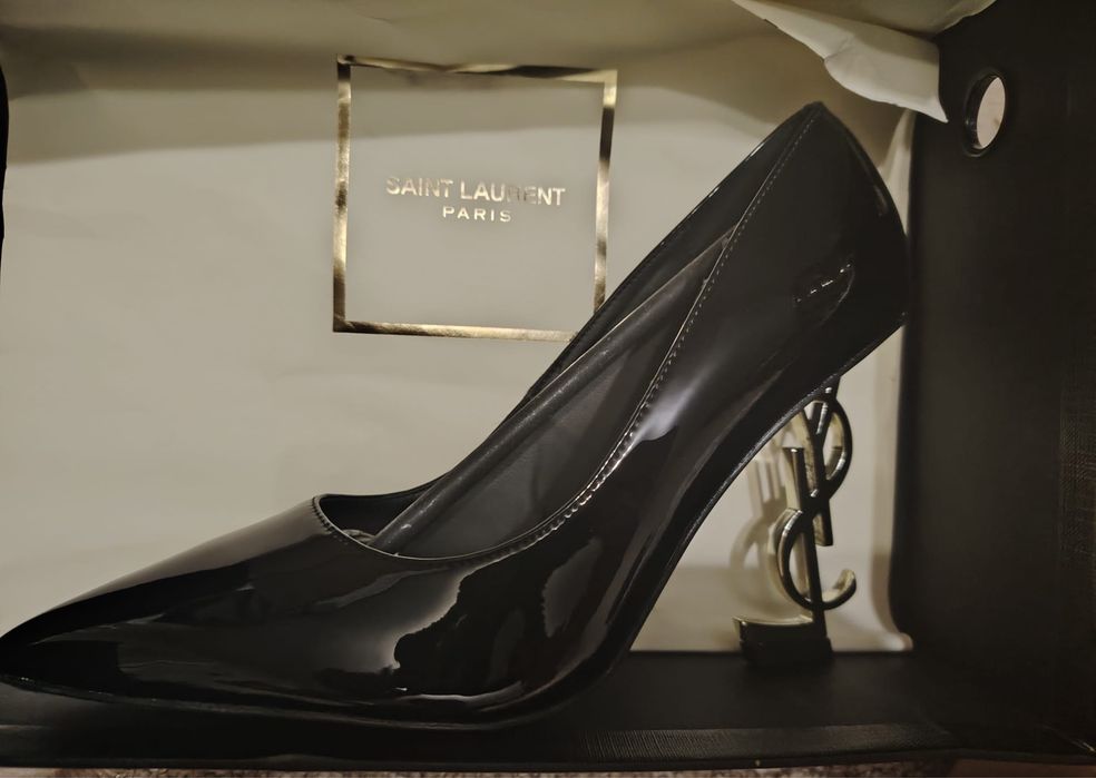 Pantofi Saint Laurent