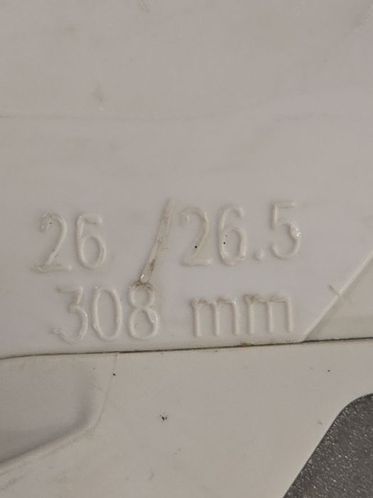 Clăpari ski Salomon QST Pro 60W – mărime 26.5 (308 mm) + geantă Strolz