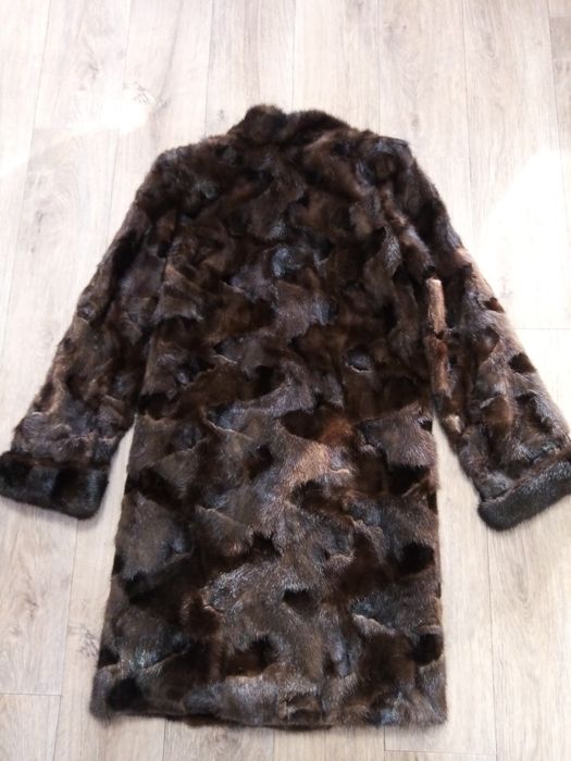 Шуба НОРКА натуральная.