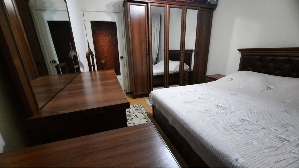 Продается Квартира Карасу 3 базарчик Мирзо Улукбек район 3/5/5