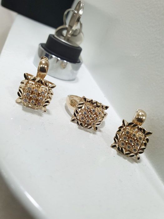 Tilla kopiya taqinchoqlar uzuk zirak braslet lar arzon ga