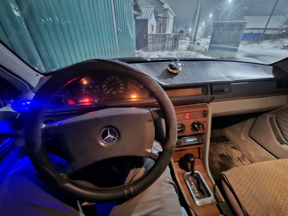 Мерседес 124 е230 обмен