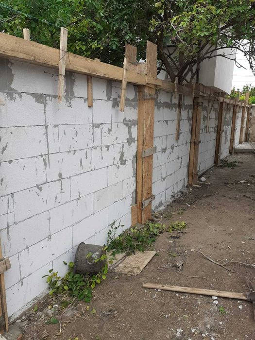 Garduri din tabla cutata, porti si alte modele de garduri disponibile