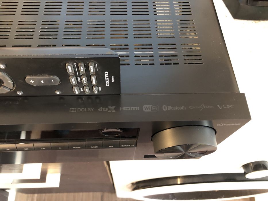 Onkyo TX-NR656 Bluetooth Wi-Fi