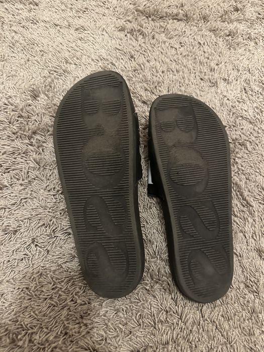 Черни чехли BOSS