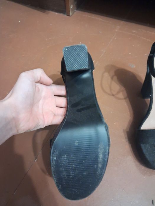 продаю каблуки 38 размера