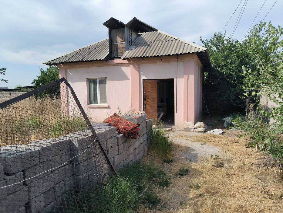 Uy sotiladi Куйичирчик, Сурум, Зангиата, Сергели продается дом.