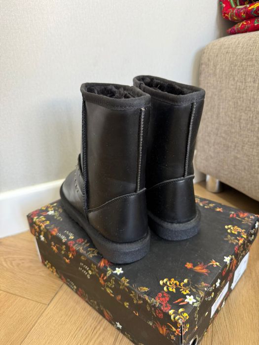 Угги 38, маломерят