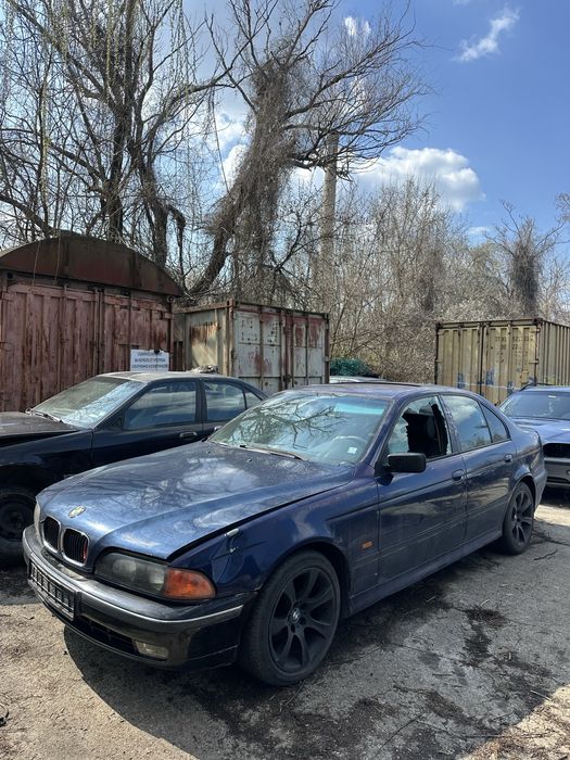 Bmw e39 520i НА ЧАСТИ