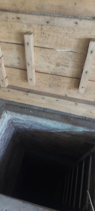 Продается капитальный гараж в Юпитере.