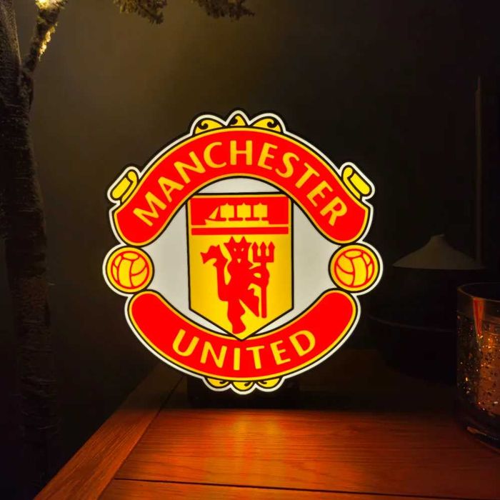 Lampă LED Manchester United – Decor Premium pentru fani adevărați!