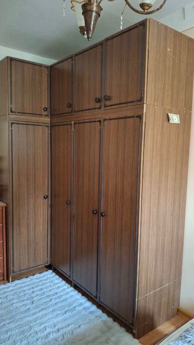 Деревянные Шкафы продаются