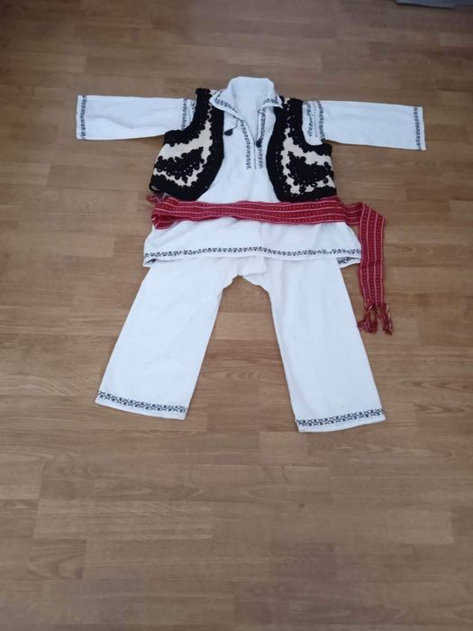 Vand obiecte traditionale gorjenesti