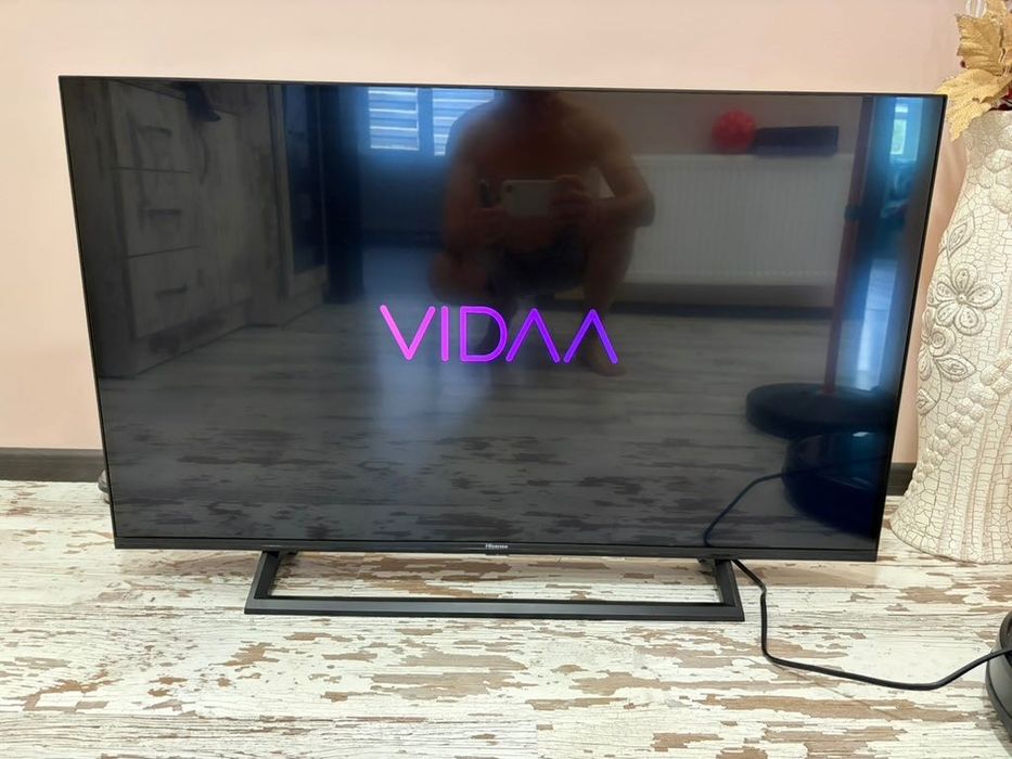 Продавам телевизор Hisense 43A7300F 43 инча 4K UHD