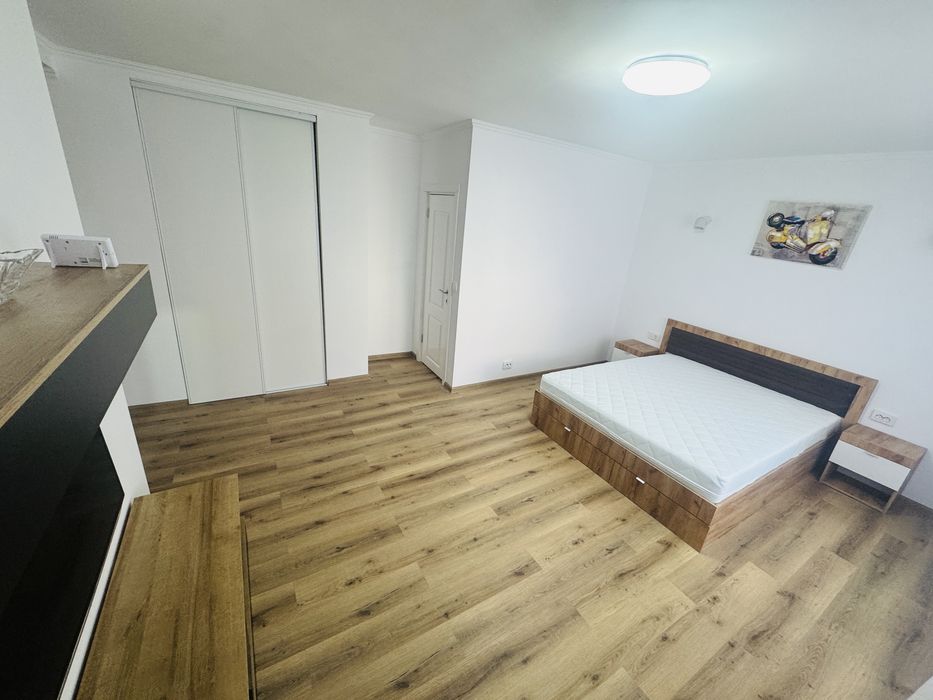 Regim hotelier Ploiesti ultracentral Piata Victoriei garsoniera modern