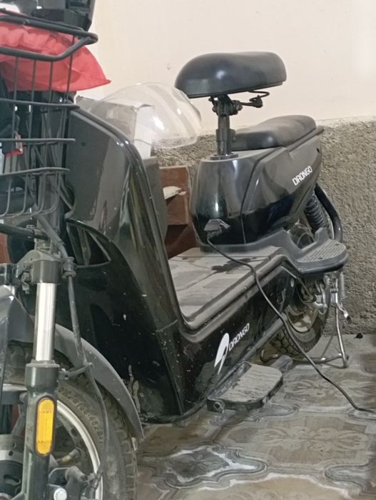 Skuter drongo 16 R saka