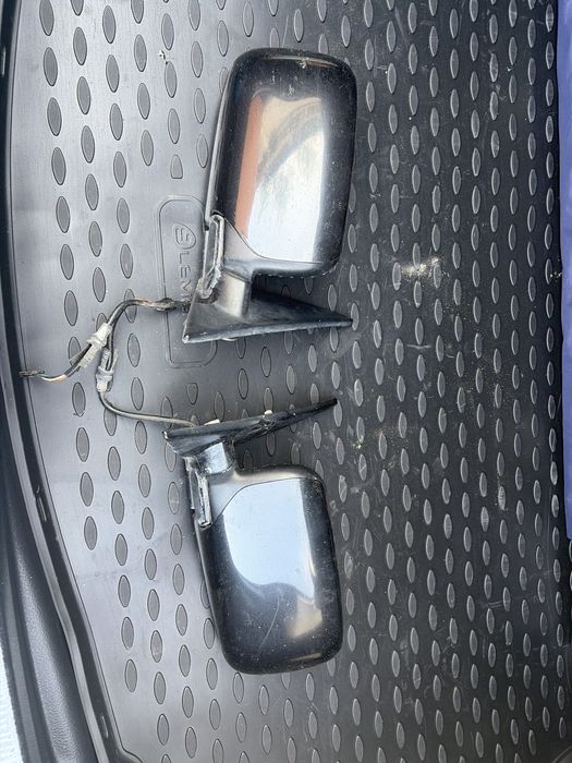 Боковые зеркала на БМВ Е34 / BMW E34