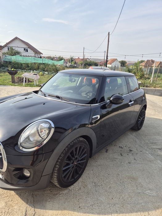 Mini Cooper One F56 2018