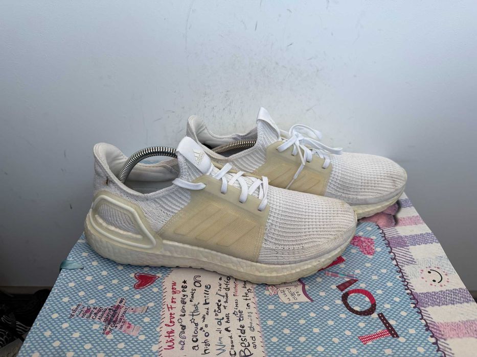 adidas UltraBoost 19''оригинални маратонки 44 номер