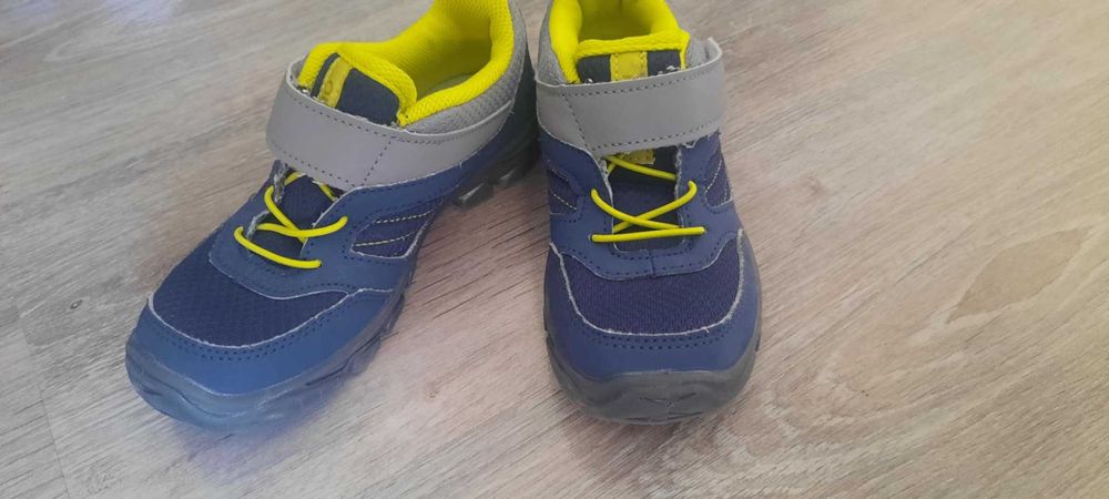 Детски туристически обувки за преходи NH100  QUECHUA 31 номер