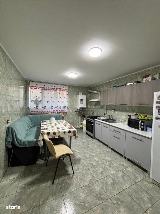 Casa zona str Basarabiei