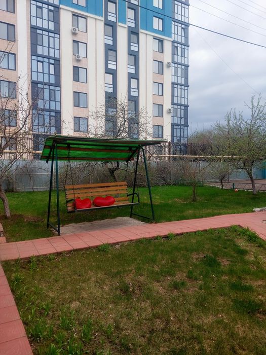 Домик с беседкой не  дорого
