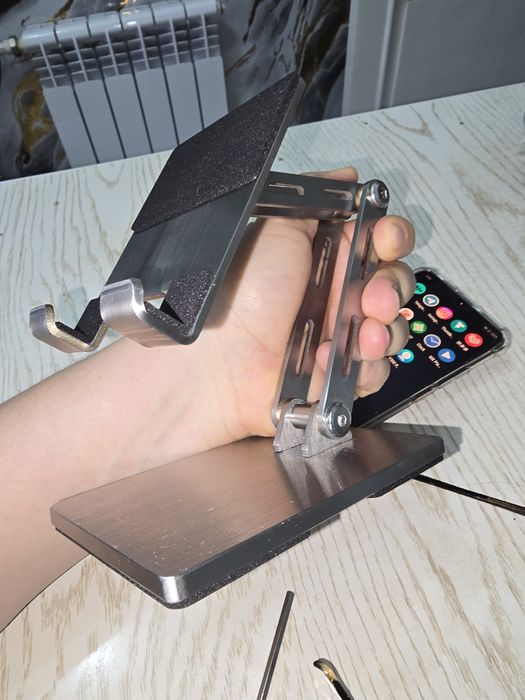 Подставка Держатель Телефона Планшета из нержавеющей стали весом 1 кг