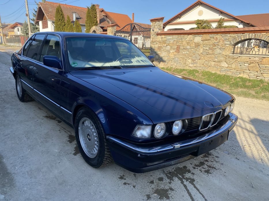 Bmw 730i/ climatronic/scaune sport/ incalzire/ automat/ retro/ istoric