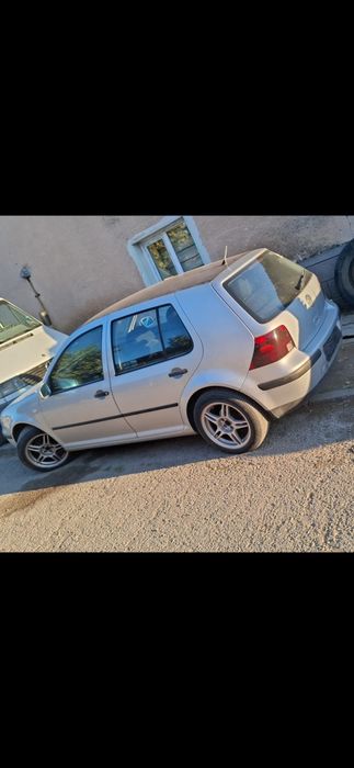 Голф 4 - 1.6 бензин на части