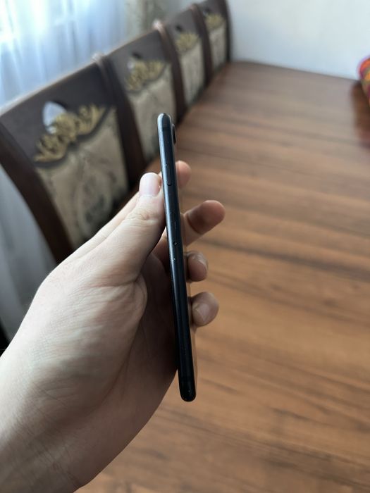 Продам Iphone 7 32 гб