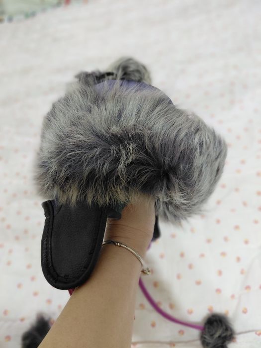 Caciula piele si blana naturala, varsta 2-3 ani, stare impecabila.