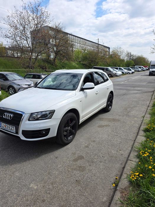 Vând Audi q5 an.2011