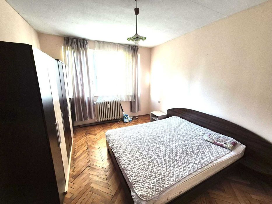 Дава се под наем Двустаен апартамент в София, Изток - 70 кв.м за 460 € - Снимка #3