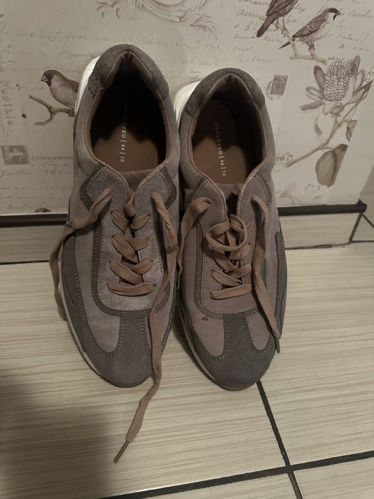 Papuci*pantofi casual*adidasi*incaltaminte barbati marimea 44 Reserved