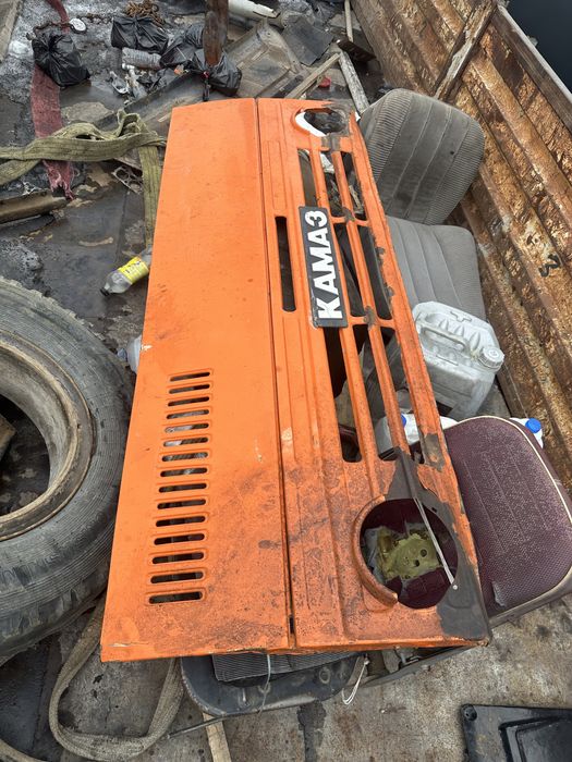 Продам капот камаз бак 200 л