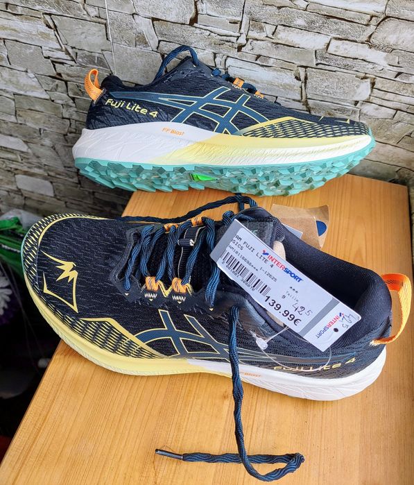 Asics Fuji Lite 4 FF Blast. Masura 42,5-43