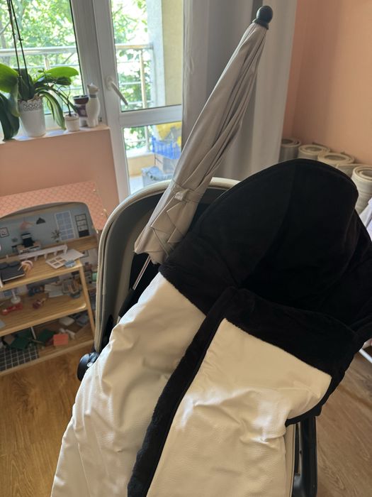 Бебешка ком. количка Mima Xari, Snow White Black